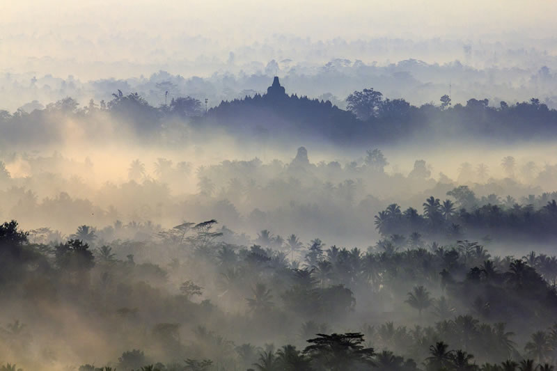 Borobudur Sunrise Setumbu Hills